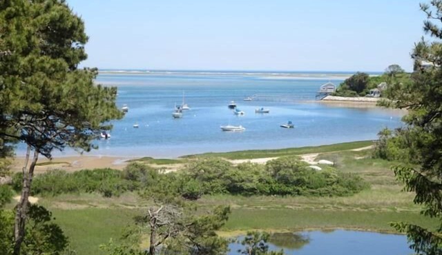 Ocean views Walk to Beach Pet Friendly AC Private