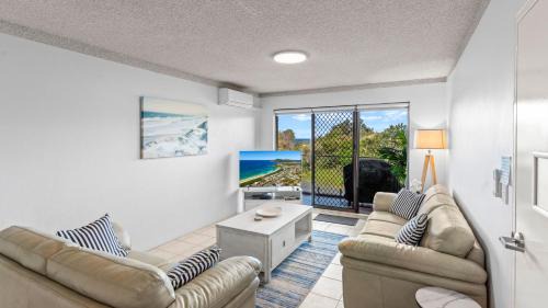 Oceancrest 12