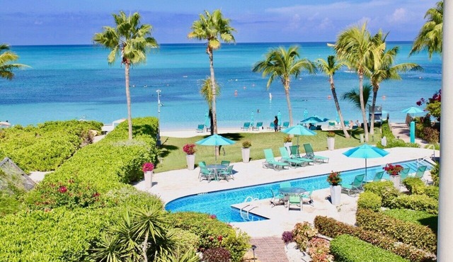 Oceanfront 2 b/r - Coral Gardens, Grace Bay Beach!
