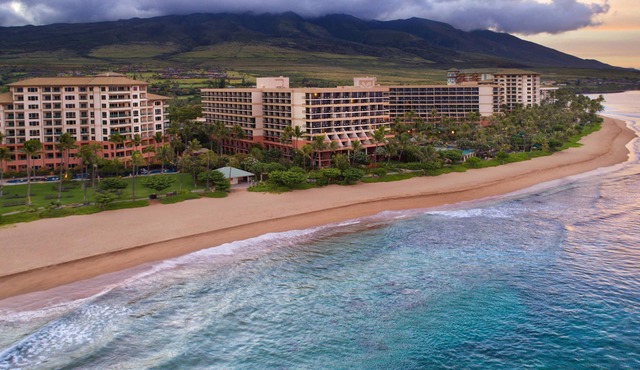Oceanfront - 2 Bedroom - Marriott's Maui Ocean Club: Lahaina, Napili Villas - Full Resort Access
