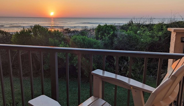 Oceanfront 3BR,Game Room, Crescent Beach Retreat!