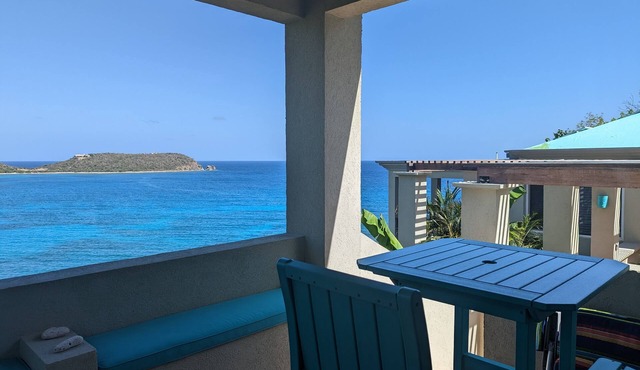 Oceanfront - A perfect couple's only romantic getaway.
