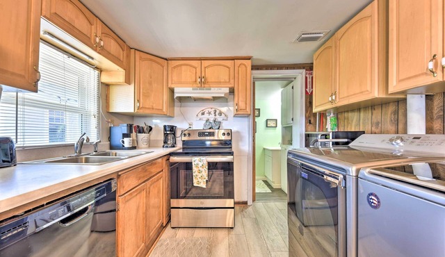 Oceanfront Amelia Island Cottage Near State Park!