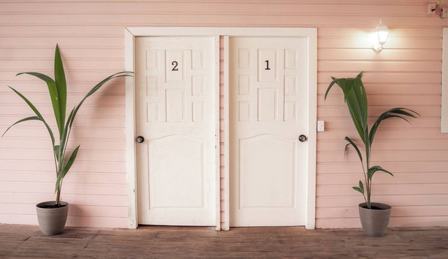Oceanfront Caribbean Holiday Home Private Entrance