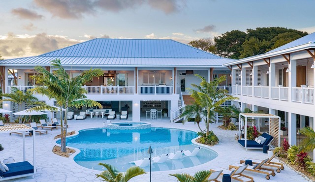 Oceanfront Charm Meets Bespoke Luxury- Brand New 9 Bedroom Estate & Sleeps 26