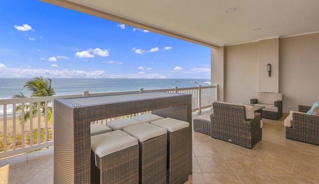 Oceanfront condo in Jacó Costa Rica #604