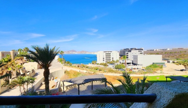 Oceanfront Condo, Steps from Cabo Bello and Monuments Beach