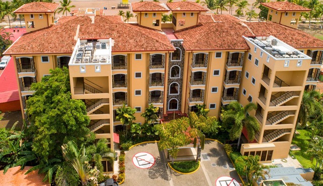 Oceanfront condo with pool, upscale atmosphere, & great location