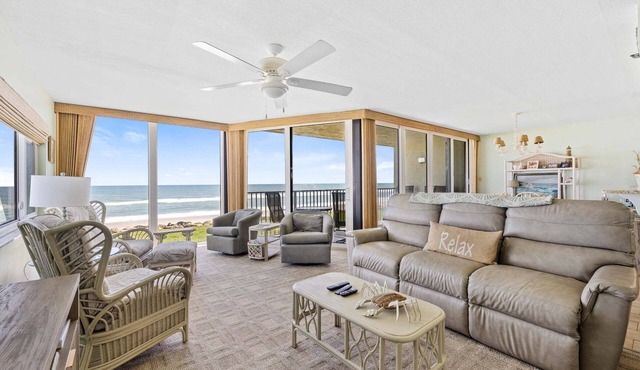 Oceanfront Corner Unit at Chadham-by-the-Sea/Car Free Beach/CH210