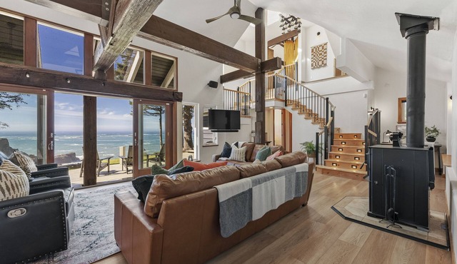 Oceanfront escape with beach access, private hot tub and game room