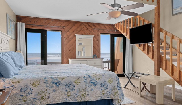 Oceanfront Family Retreat - Steps to Sand w/Grill, Bikes & Ocean Views!