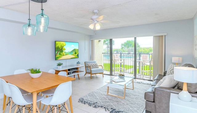 Oceanfront - Ground Floor - Steps to the Beach - Next to Cocoa Beach Pier