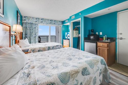 Oceanfront,Heated Pools,Boardwalk, Location,Views!