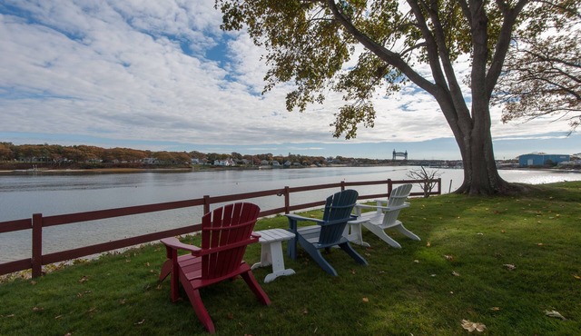 Oceanfront Home Great For Families! Near Amenities, Canal, & More!