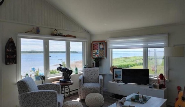 Oceanfront Loft Getaway