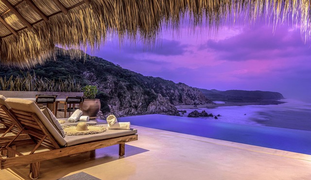 Oceanfront Luxury Property in Elite Development
