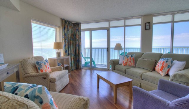 Oceanfront Luxury: 3BR Condo, Sea Watch Resort, Myrtle Beach
