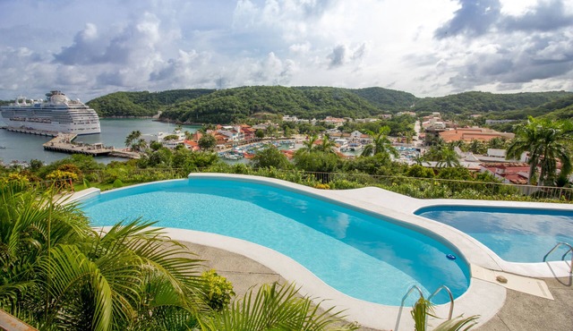Oceanfront Marina Views with Spacious Living & Central Location