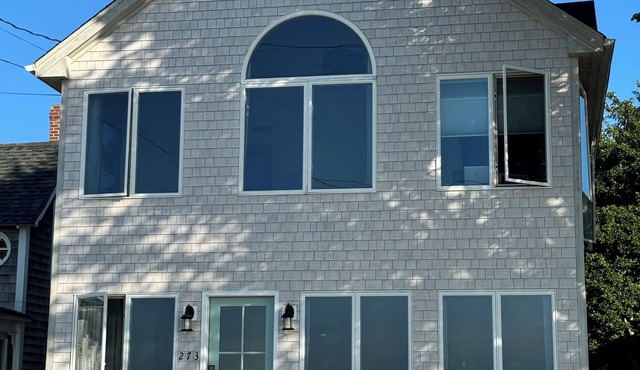 Oceanfront Modern Luxury 3-bedroom beach house