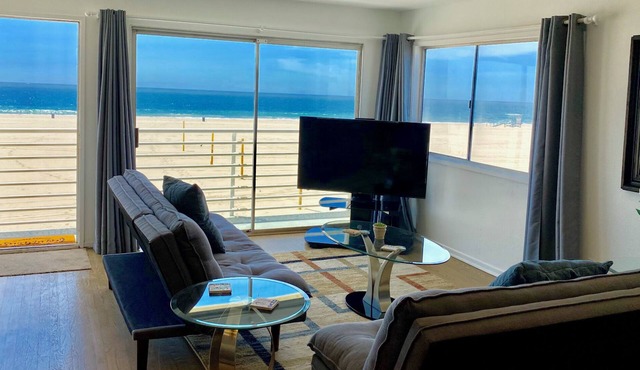 OCEANFRONT! Modern Beach Home on THE STRAND ! Great Rates !