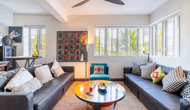 Oceanfront Oasis: 2-BR Apartment on Ocean Drive