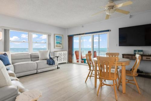 Oceanfront Oasis - 2BR2BA direct oceanfront!