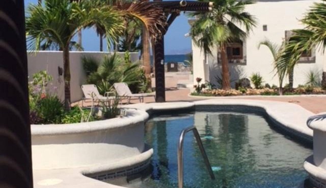 Oceanfront Oasis: Walk to town, Private Pool, Spacious Garden Courtyard