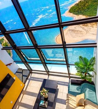 Oceanfront Panoramic View Duplex Loft 34th Floor and Beautiful Pool