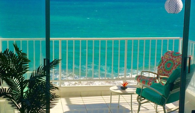 Oceanfront Paradise~A lovely newly owned condo spectacular ocean views