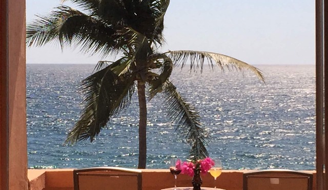 🌅OCEANFRONT! 🚢 PENTHOUSE VIEW! 🏖 GREAT LOCATION! ⚓️ GREAT RATES!