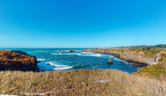 Oceanfront Retreat Close to Activities & the Beach
