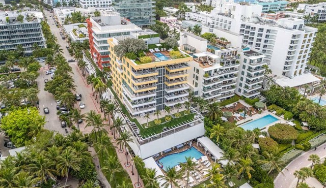 Oceanfront Retreat- South Beach Pool Amenities