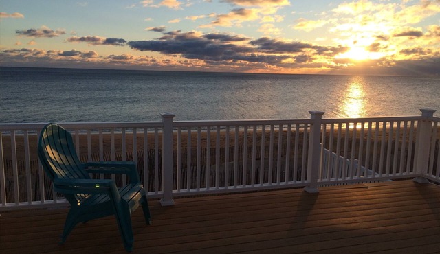 Oceanfront Single-Family Home in Salisbury Beach! Only last week of August left
