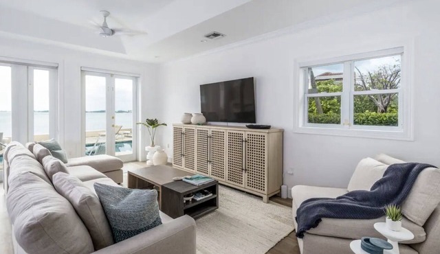 Oceanfront South Sound Home with magical sunsets!