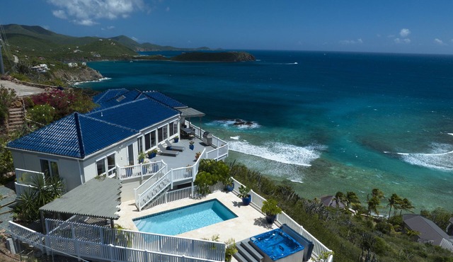 OCEANFRONT, SWEEPING SUNRISE TO SUNSET VIEWS, INCREDIBLE LAST MINUTE DEALS