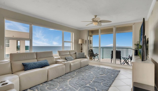 Oceanfront Penthouse ~ Professionally Designed