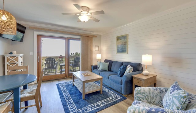 Oceanfront Condo! Breakers 210 w/Sunrise Views