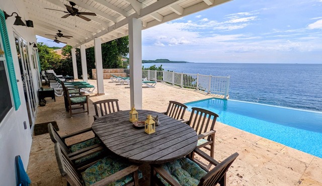 Oceanfront Villa in Private Residential Area