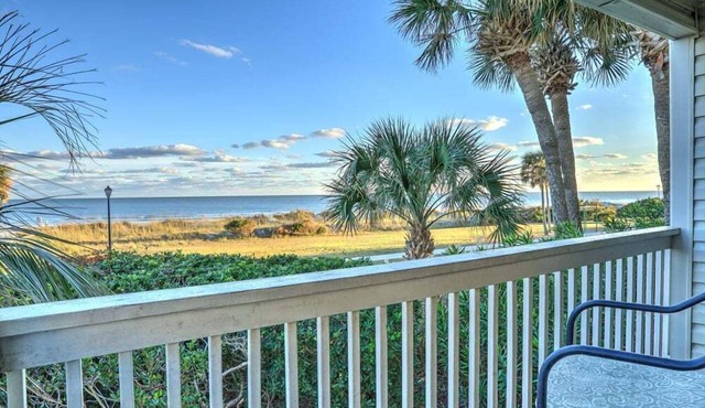 Oceanfront views pools kiddie pool hot tubs exercise jogging trail kitchen washer dryer