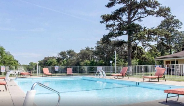 Oceanside Lodge