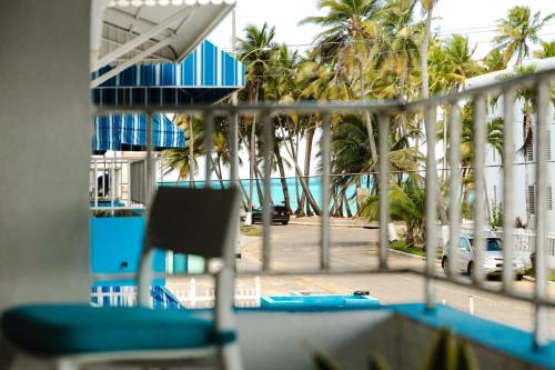 Oceanview Apartment Steps to the Beach