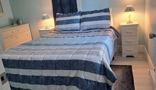 Oceanview Charming 3-bedroom cottage with WiFi in delightful Back Bay