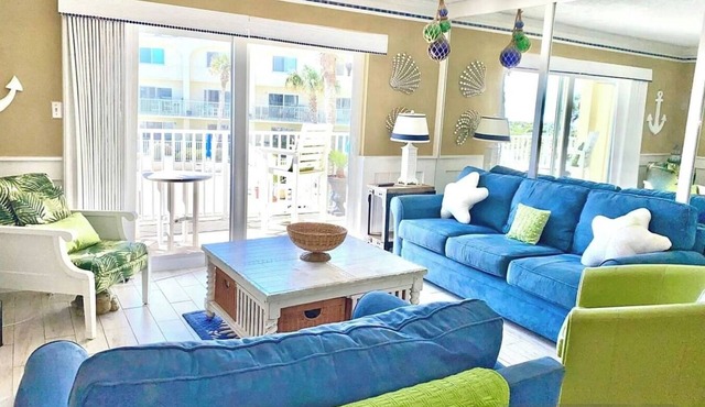 Oceanview Condo | Pool + Balcony | Spanish Trace