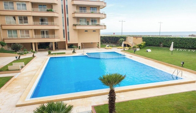 Oceanview First Line with 2 Pools 2