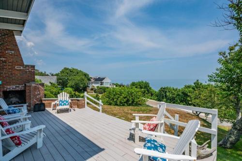 Oceanview Retreat w/Private Beach Access