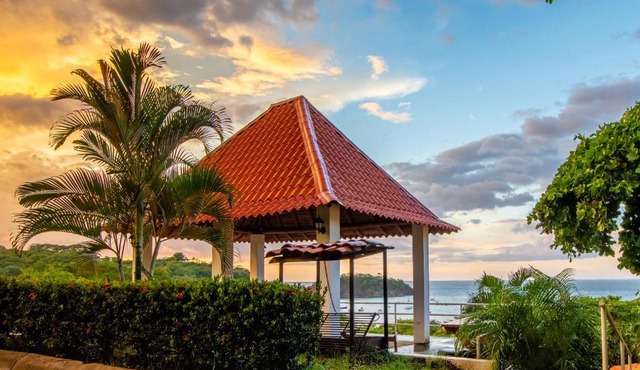 Ocotal Beach Front Condo #41