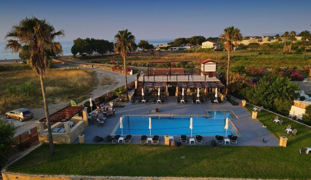 Odos Oneiron Tavronitis Bay