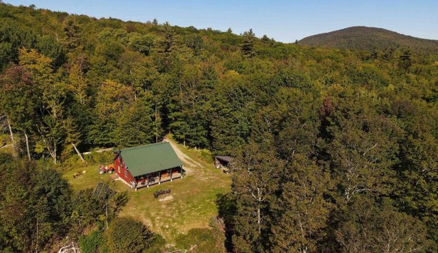 Off-Grid Cabin | Peaceful | Peakaboo Mountain View