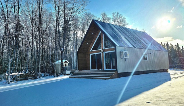 Off-grid cottage