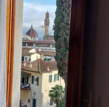 Old Bridge, Firenze by Short Holidays